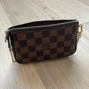 PRELOVED Louis Vuitton Mini Pochette Accessories